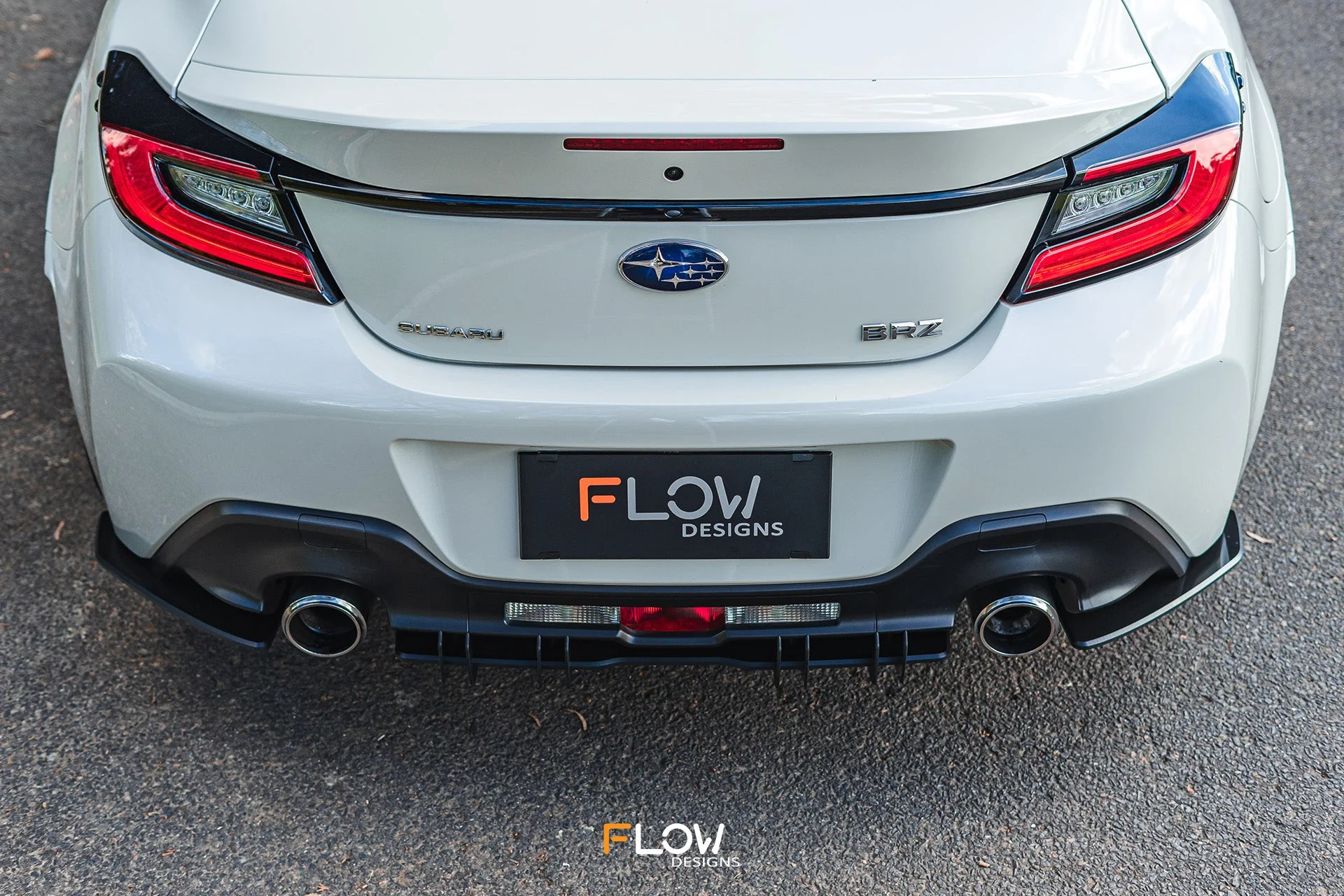 Flow Designs Rear Spats for 2022+ Subaru BRZ ZD8 & Toyota GR86 ZN8 - Gloss [Pair] - Image 3