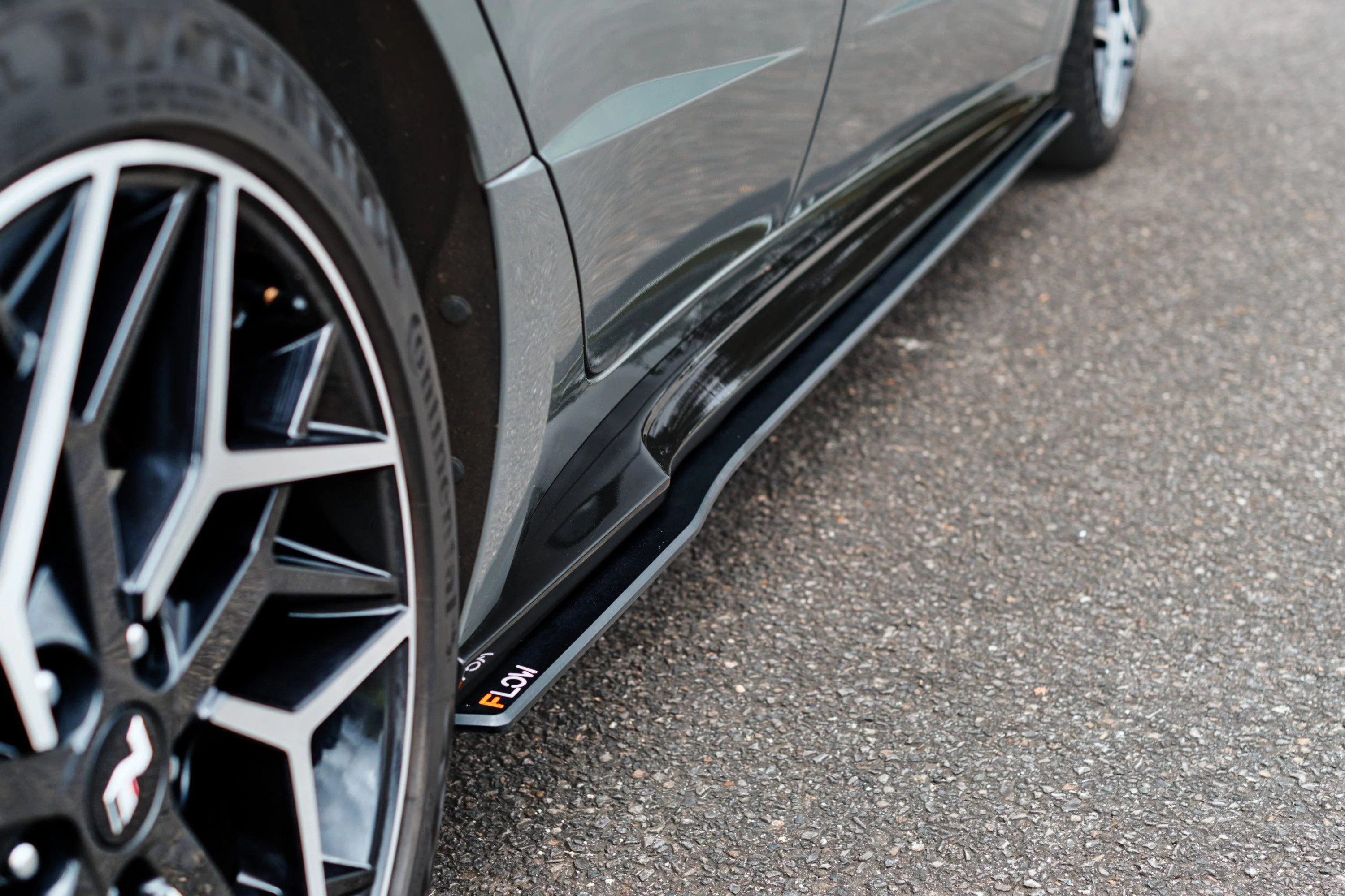 Flow Designs DN8 Sonata N Line (2020) Side Skirt Splitters [GLOSS BLACK] - Pair - Image 13