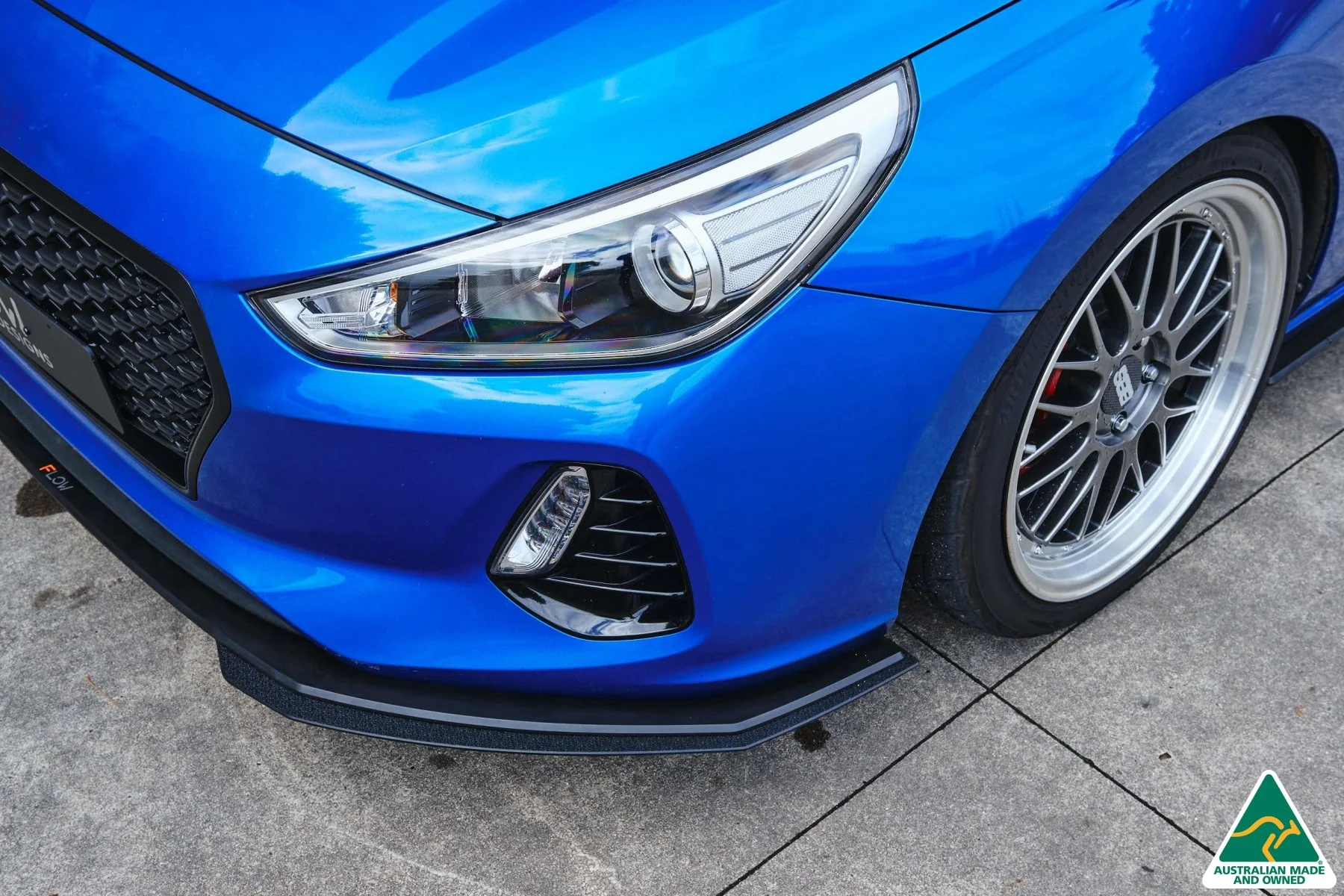Flow Designs i30 SR Hatch (2017-2018) Front Lip Splitter & Mounting Brace [GLOSS BLACK] - Image 4