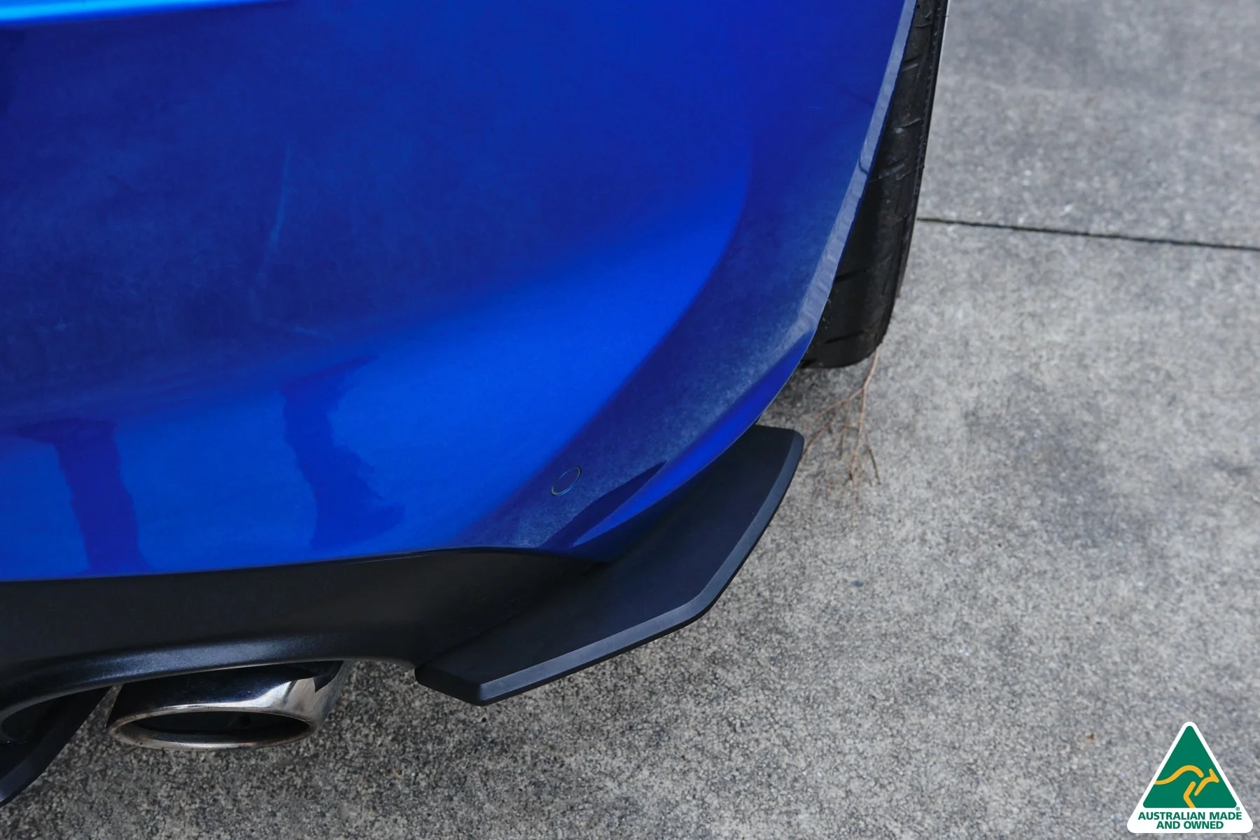 Flow Designs i30 SR Hatch (2017-2018) Rear Spats [GLOSS BLACK] - Pair - Image 2