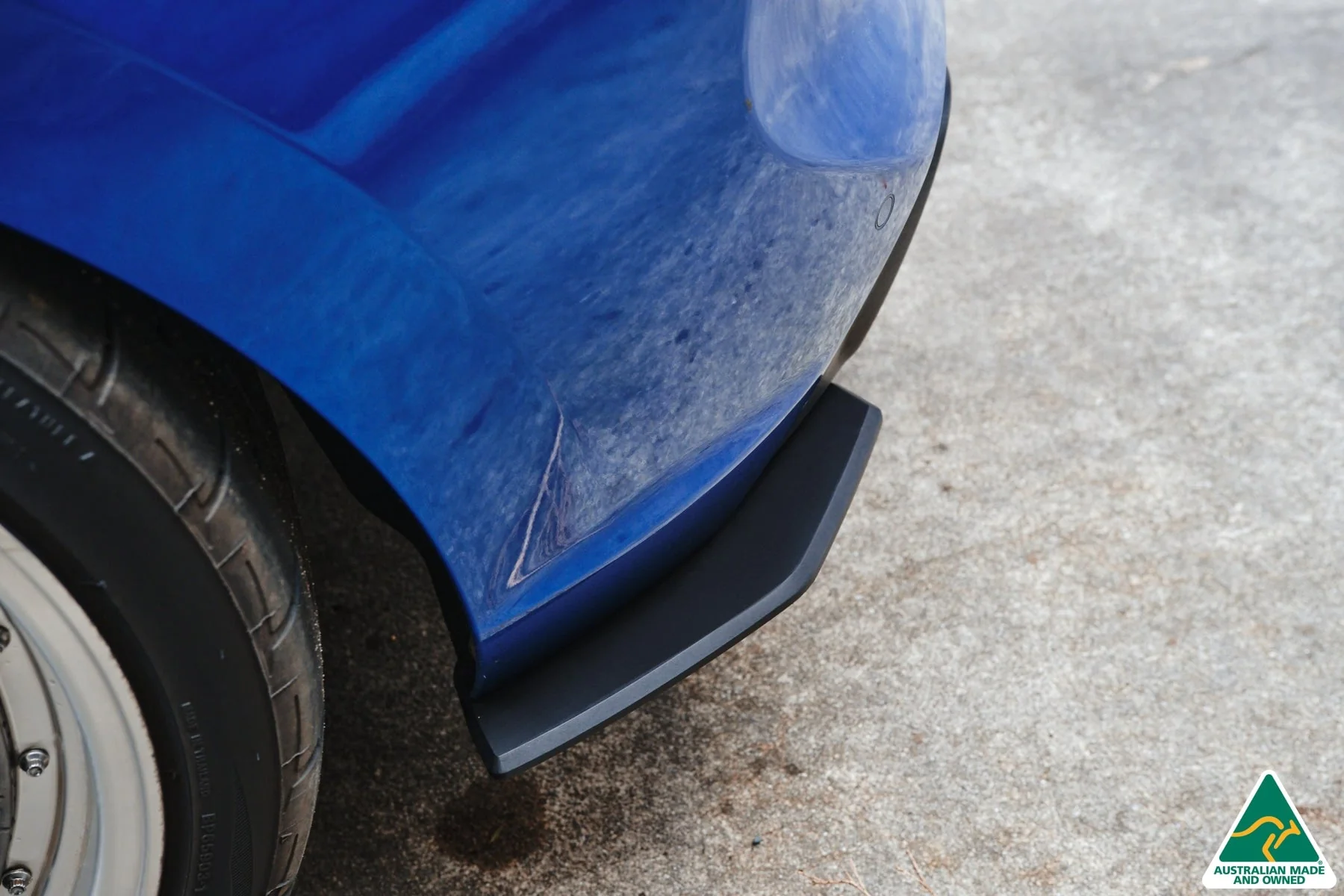 Flow Designs i30 SR Hatch (2017-2018) Rear Spats [GLOSS BLACK] - Pair - Image 4