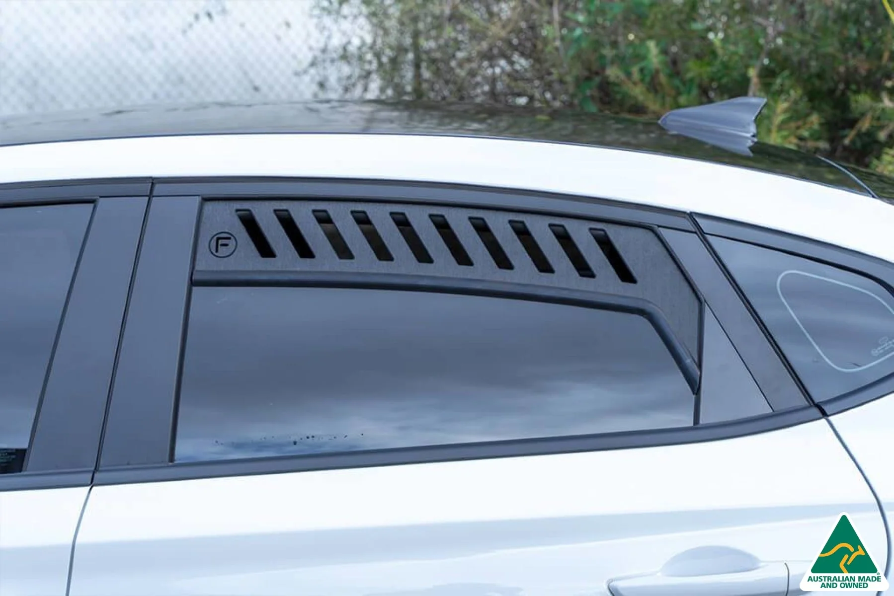 Flow Designs i30N Fastback Rear Window Vents - Pair - Image 30