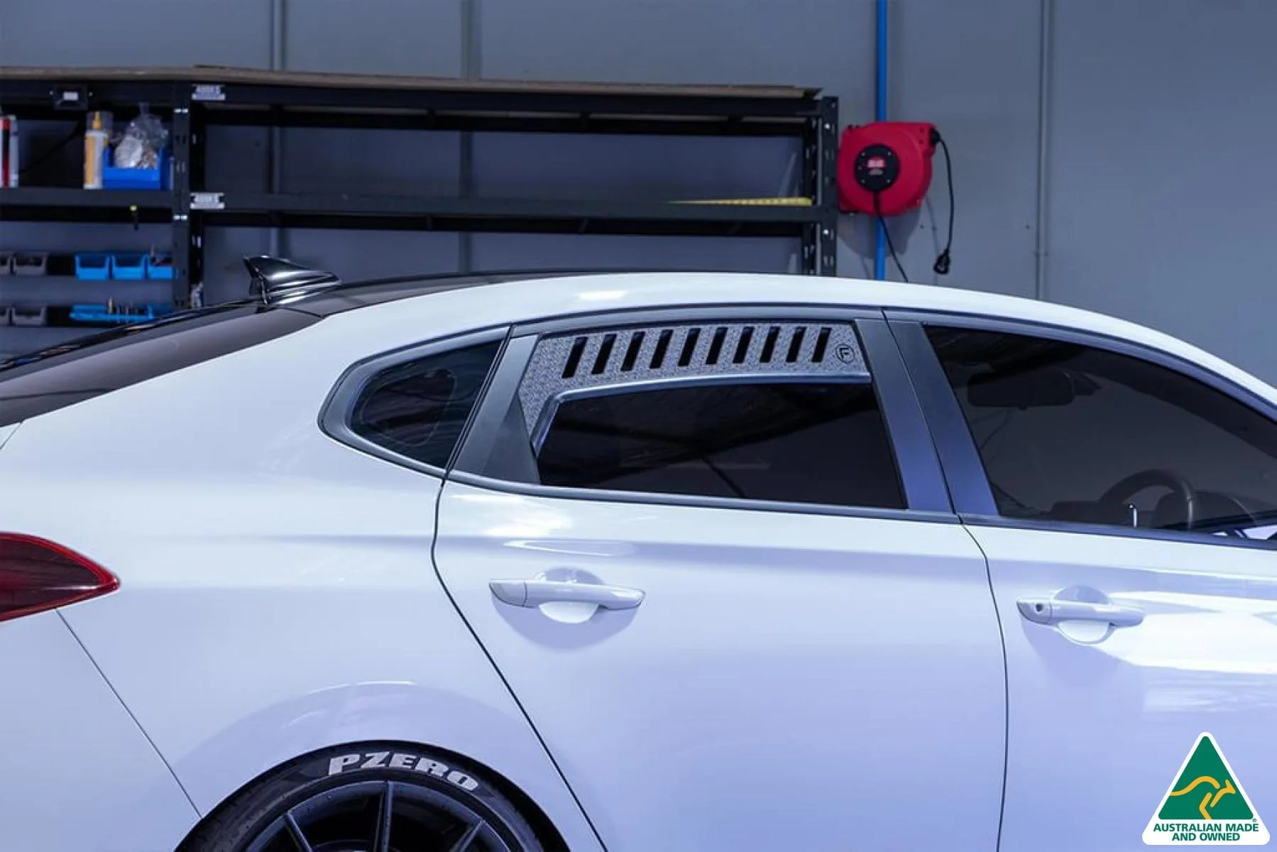 Flow Designs i30N Fastback Rear Window Vents - Pair - Image 35