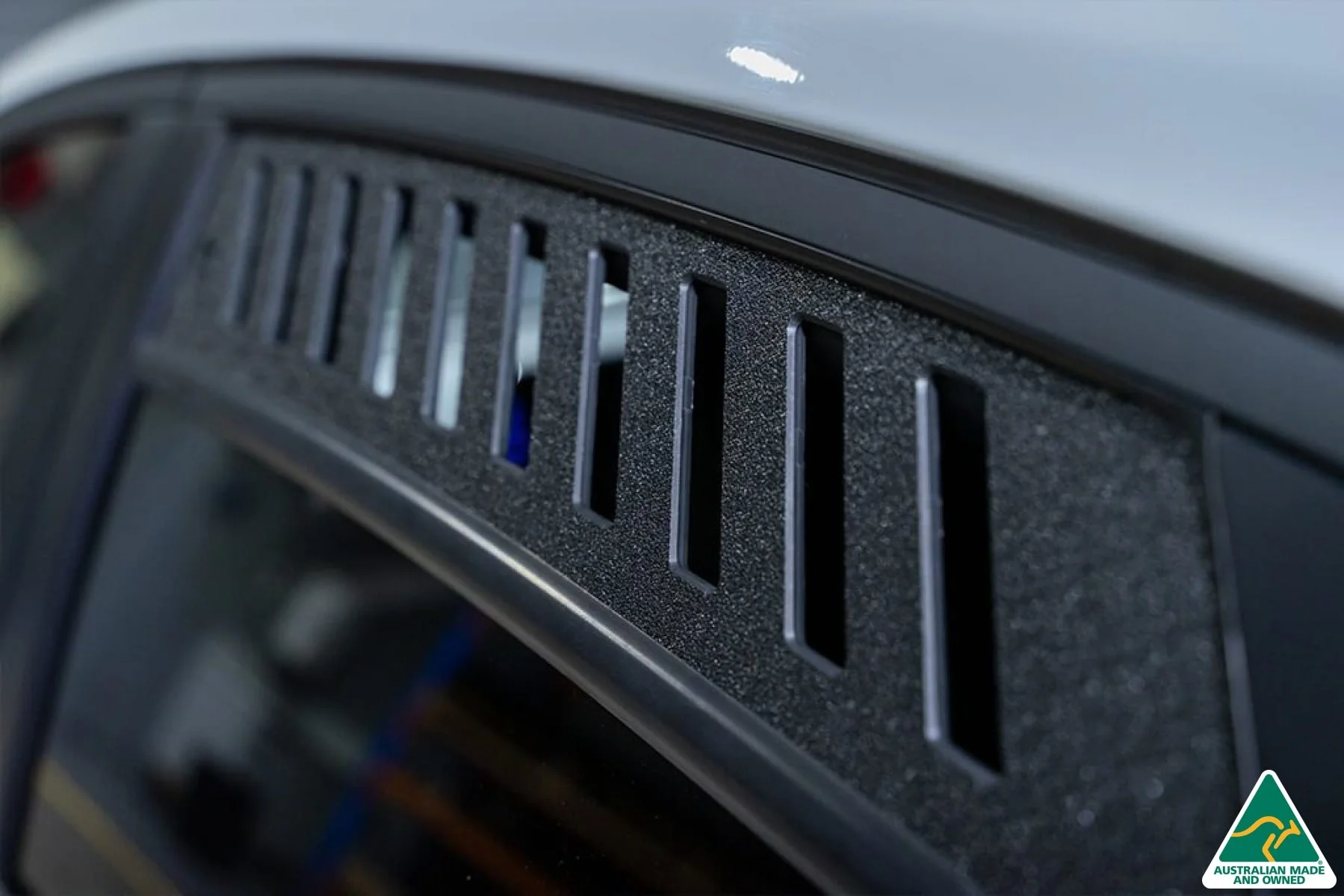 Flow Designs i30N Fastback Rear Window Vents - Pair - Image 36