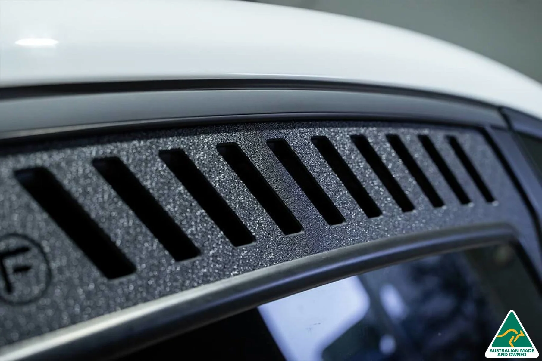Flow Designs i30N Fastback Rear Window Vents - Pair - Image 37