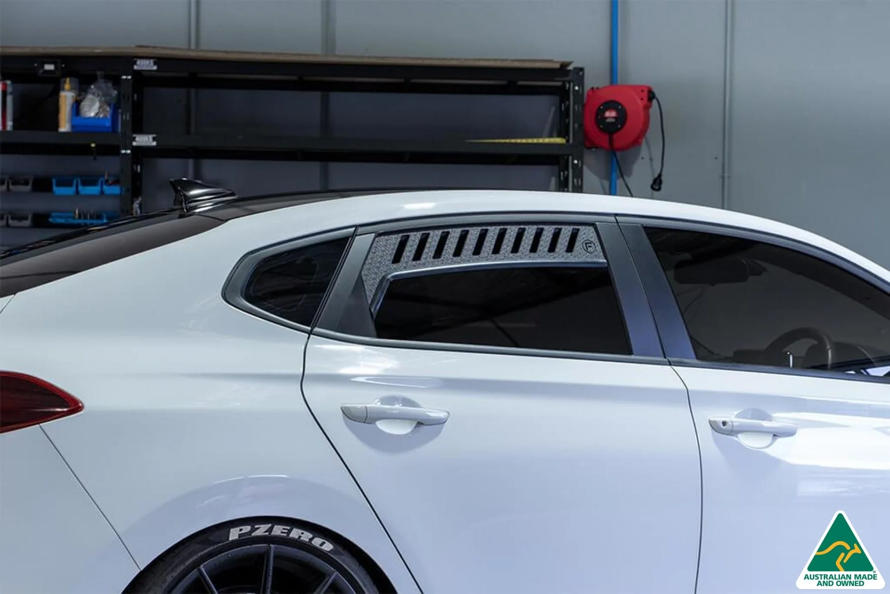 Flow Designs i30N Fastback Rear Window Vents - Pair - Image 4