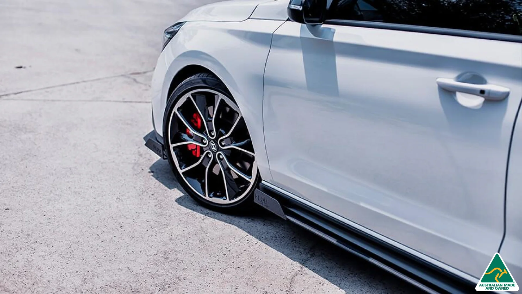 Flow Designs i30N Fastback PD Side Skirt Splitters [GLOSS BLACK] - Pair - Image 5