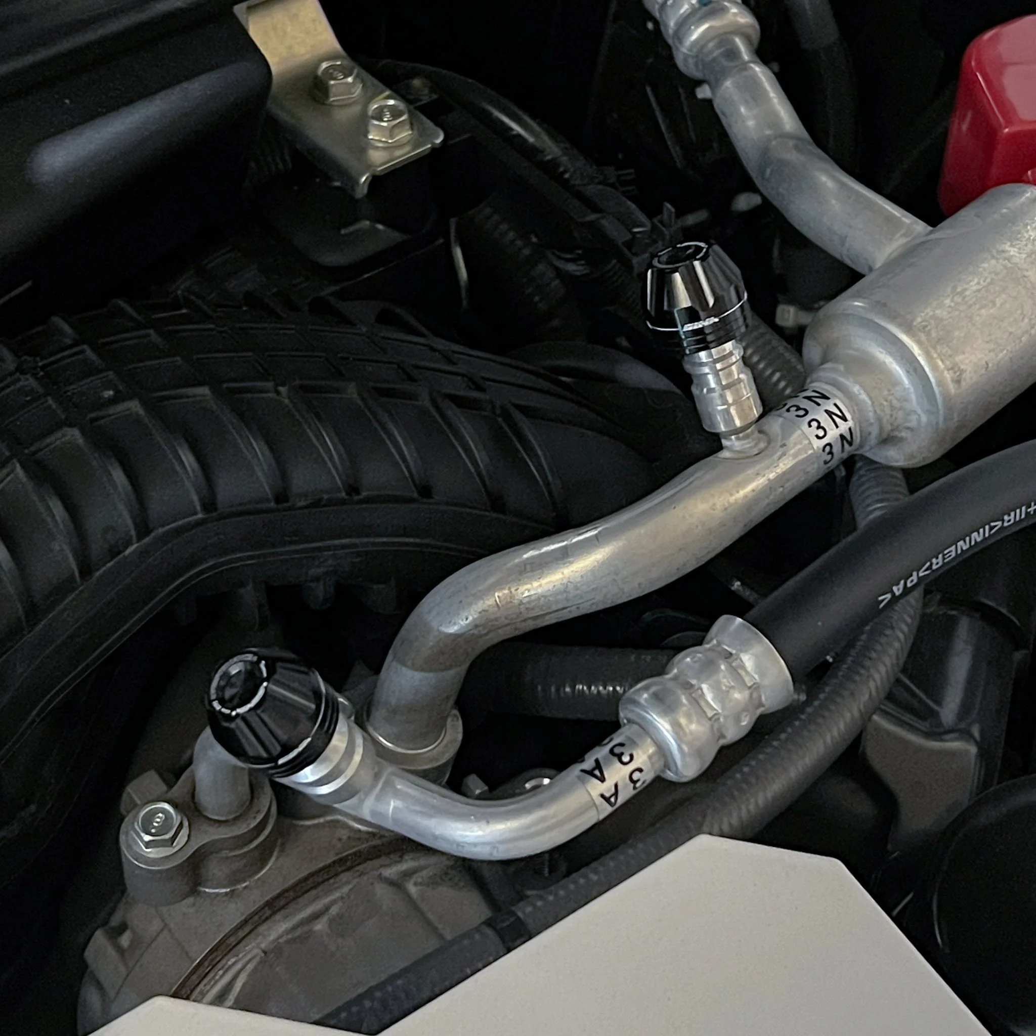 Suya Engine Bay - Aluminum Alloy A/C Line Cap Kit - Image 3