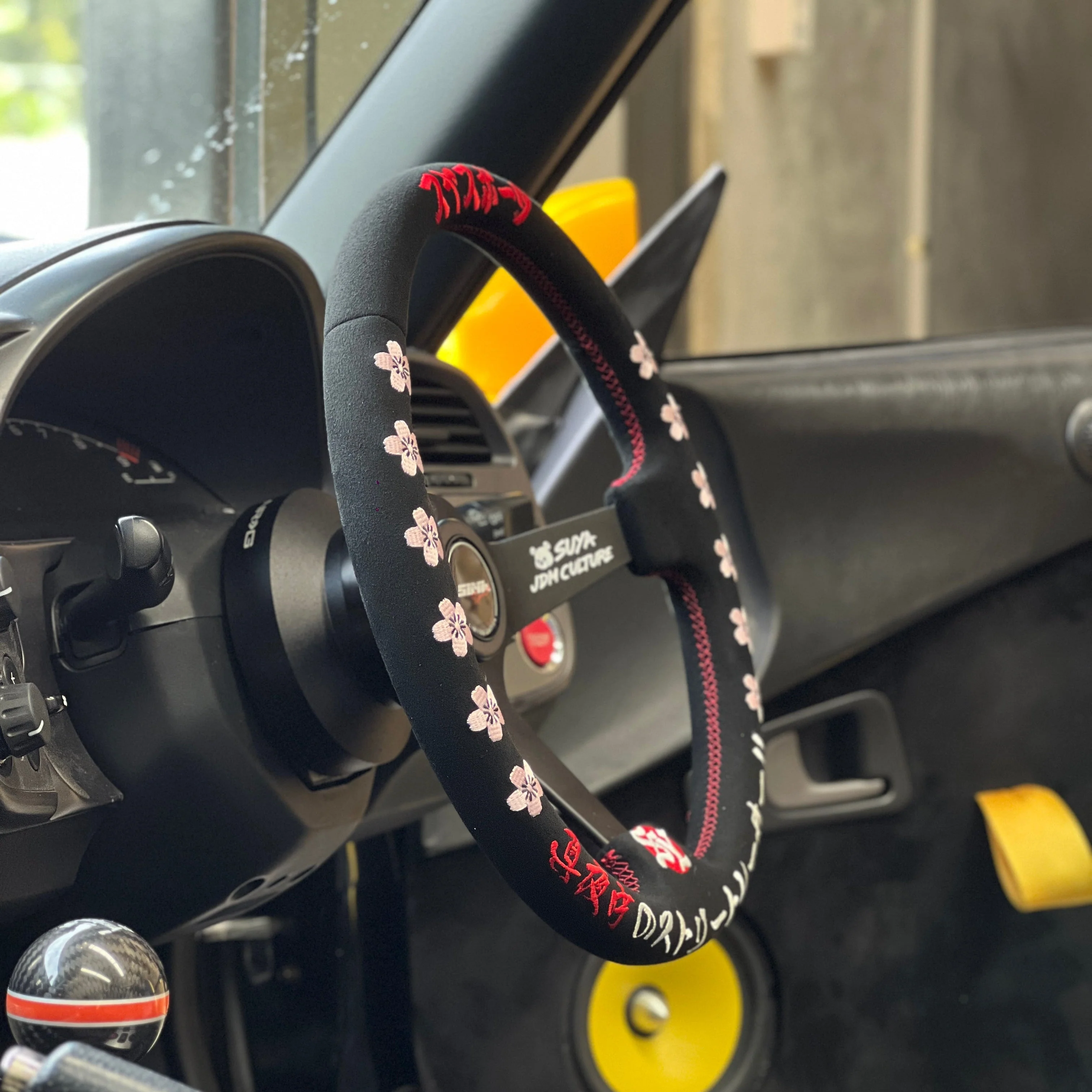 SUYA Steering - Premium Suede Racing Steering Wheel with Horn Button - "JDM Culture" - Image 6