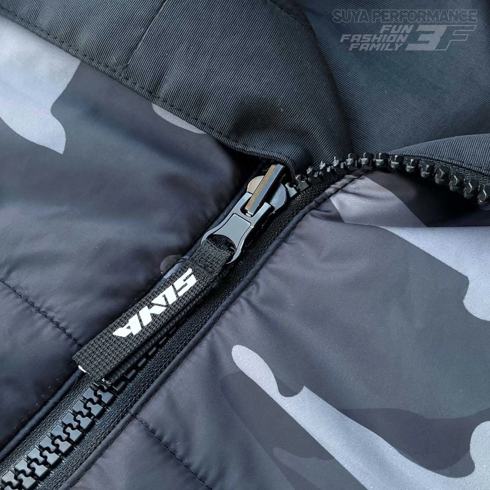 SUYA Apparel - Functional Double-Sided Padded Vest (Winter '25 Collection) - Image 4