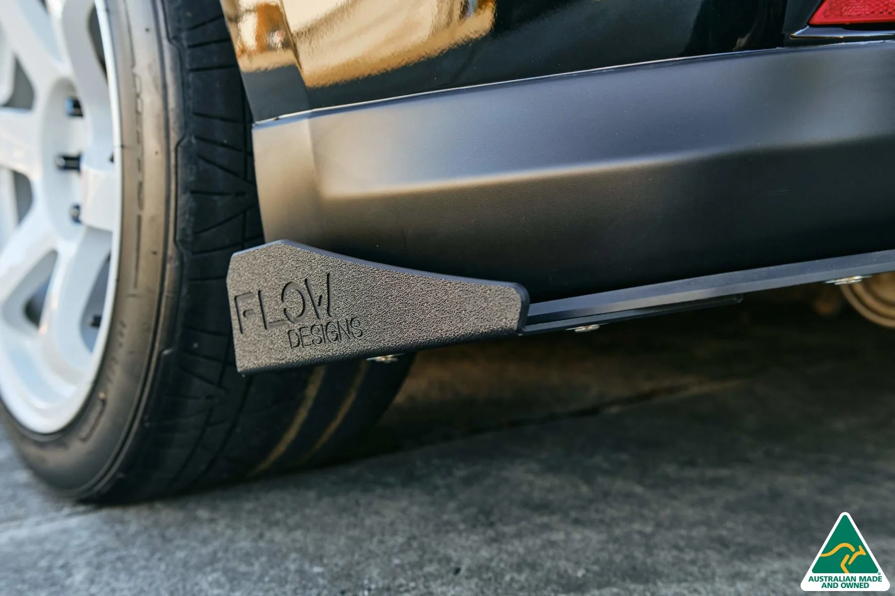 Flow Designs Rear Spat Winglets for Subaru Impreza WRX/RS G3 Hatch PFL [Pair] - Image 2
